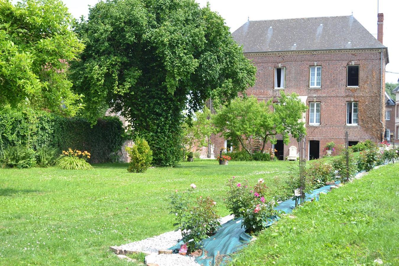 Hotel Domaine De L Hyeres Grandcourt  Exterior foto